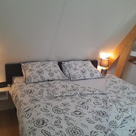 Top Appartement Short Stay In Mooie Omgeving Kortenhoef. Экстерьер фото